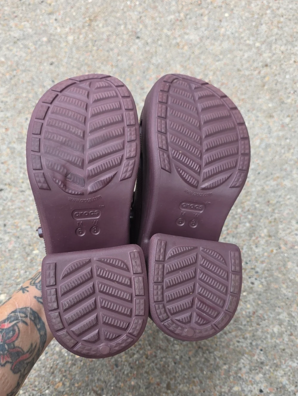 Crocs Siren Chain Platform Chunky Dark Cherry Clogs Size 8